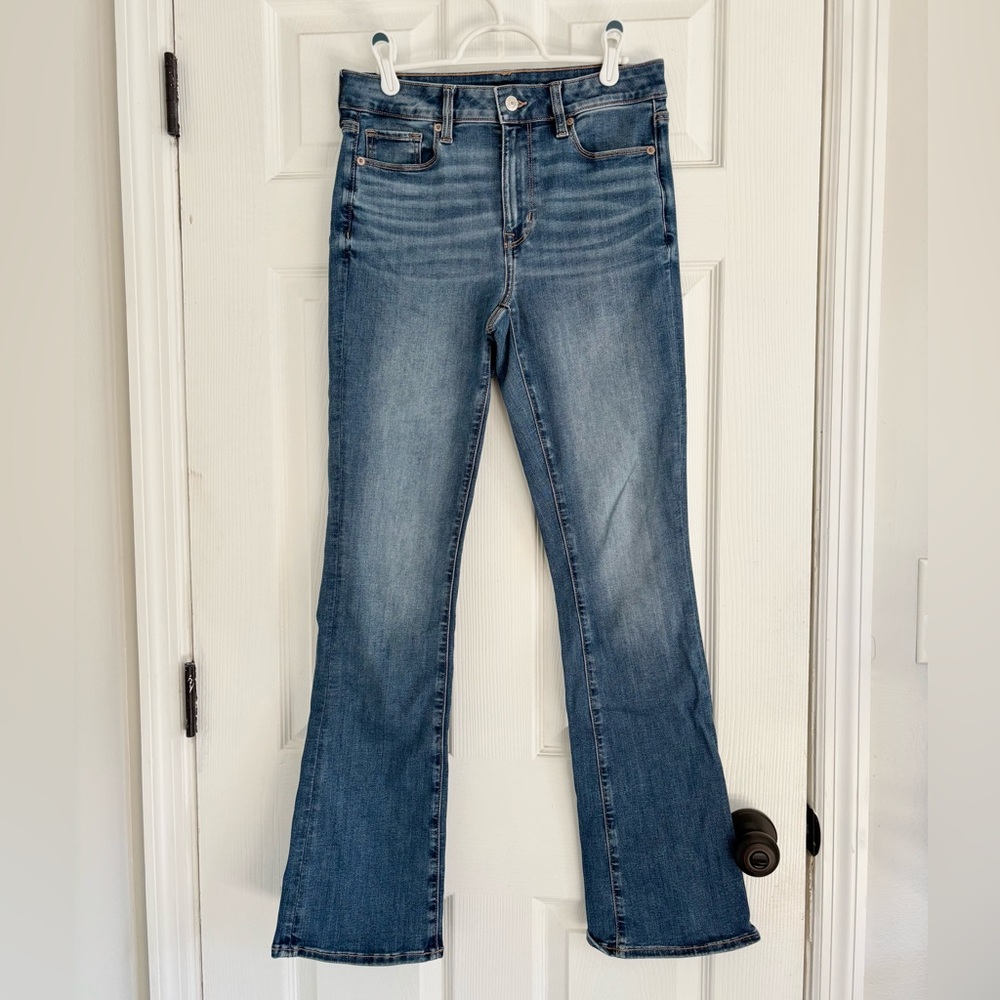 NWOT American Eagle Outfitters Blue Flare Leg Jeans